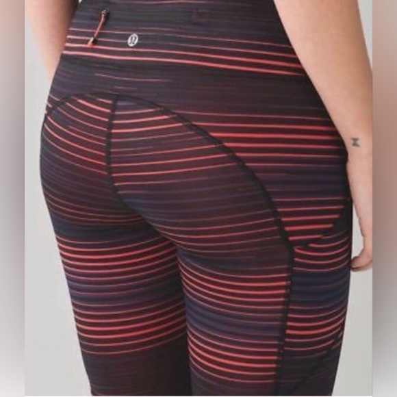 Lululemon Speed Tight - Size 10 - Picture 2 of 10